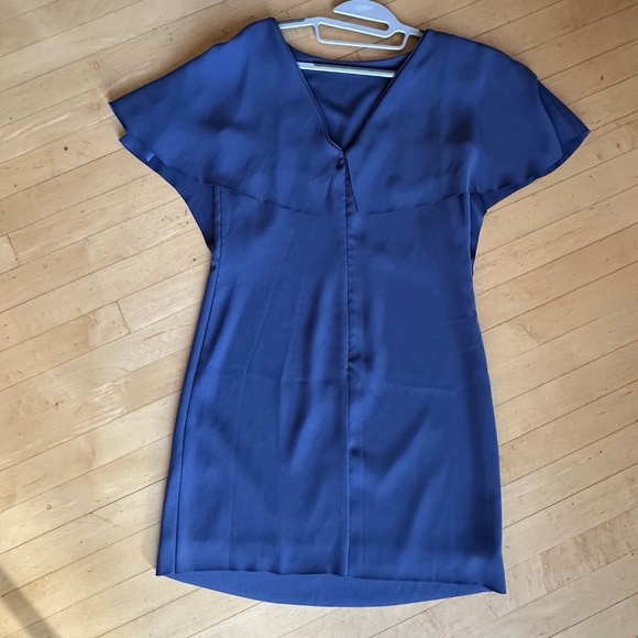 REISS Lucana Cape fluid dress, 6, DH110 - Picture 6 of 7